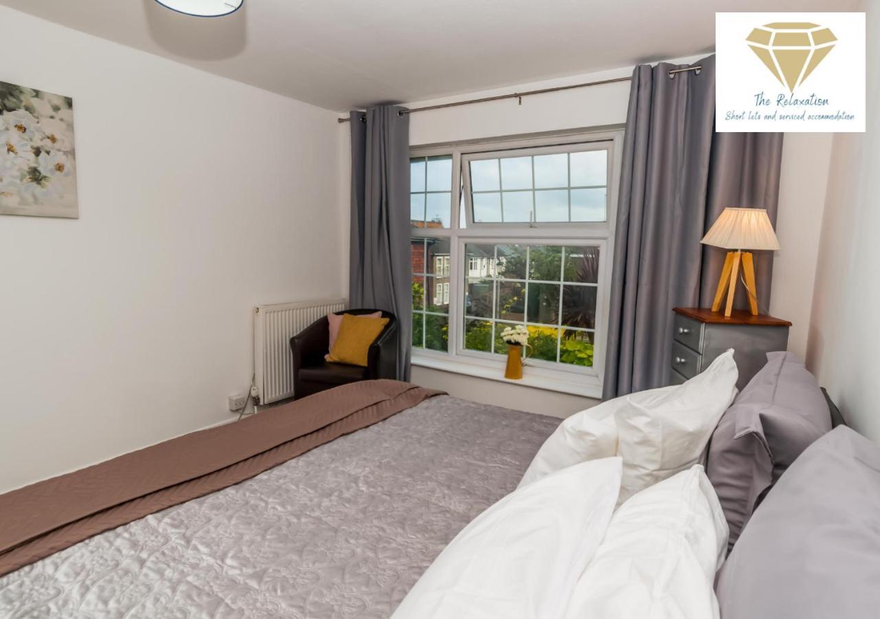 2 Bed Apartment-5 Guests - Business-Relocation-Parking - The Brighton Short Stay & Serviced Apartments Eksteriør bilde