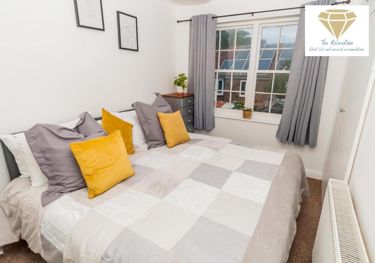 2 Bed Apartment-5 Guests - Business-Relocation-Parking - The Brighton Short Stay & Serviced Apartments Eksteriør bilde