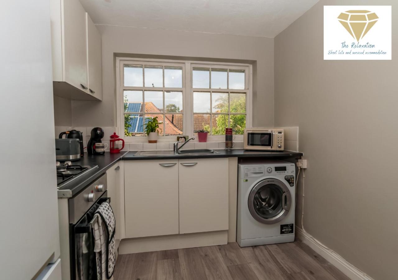 2 Bed Apartment-5 Guests - Business-Relocation-Parking - The Brighton Short Stay & Serviced Apartments Eksteriør bilde